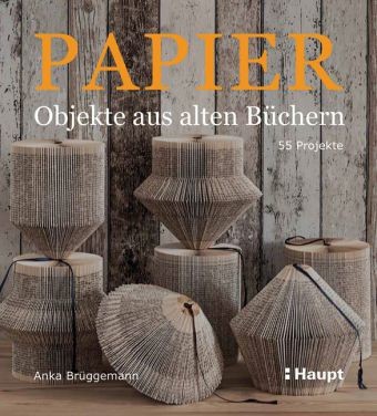 Papier-Objekte aus alten Büchern